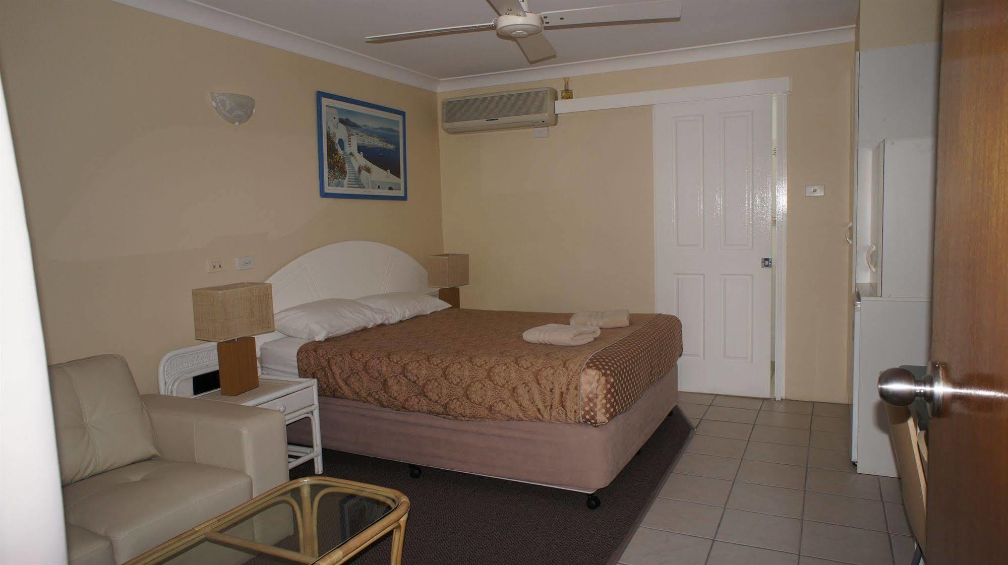 Caloundra City Centre Motel Екстер'єр фото
